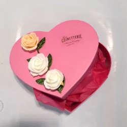Coeur Grand avec fleur et boite fête mamans Lait